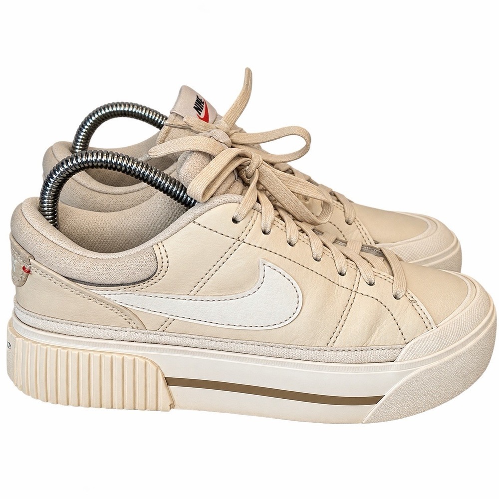 Nike Women's Court Legacy Lift Size 7 Cream Ivory
